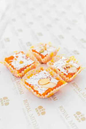 Moti Pak (25 PCS)