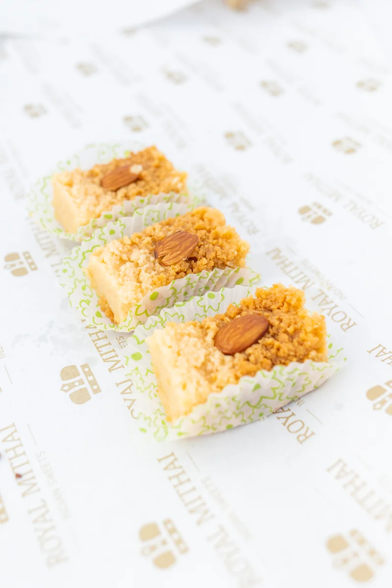 Milk Cake (25 PCS)