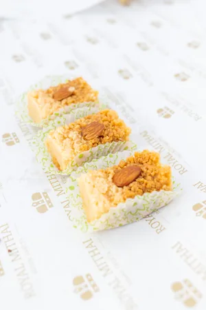 Milk Cake (10 PCS)